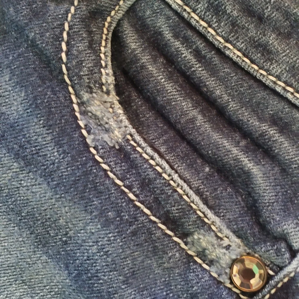 D9 Rae Crop/Capri Jeans - Picture 4 of 6